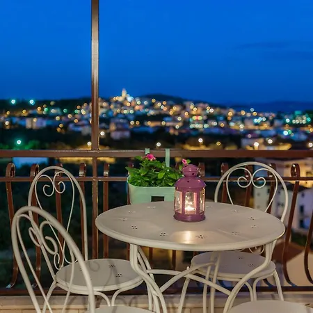 Apartments Loncar Seget Vranjica Exterior photo