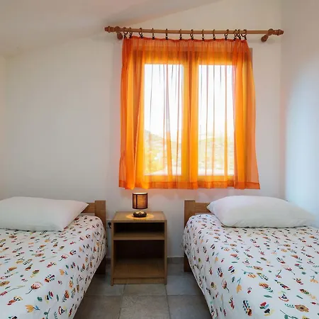 Apartments Loncar Seget Vranjica Exterior photo