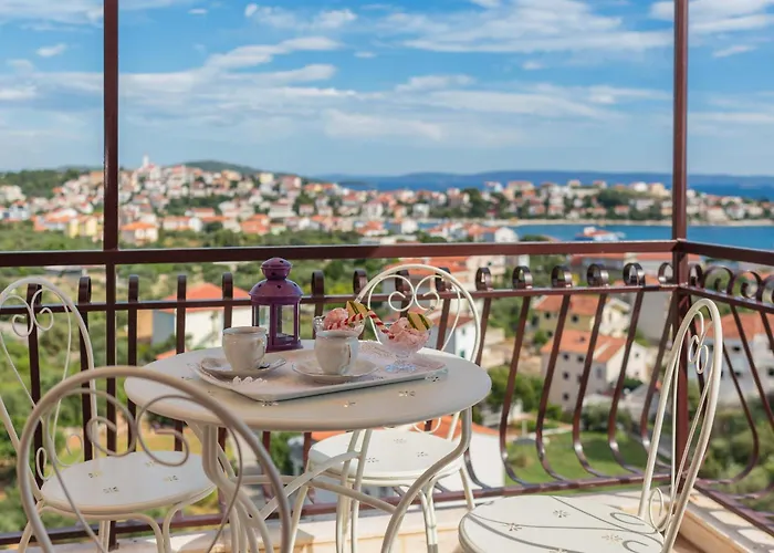 Apartments Loncar